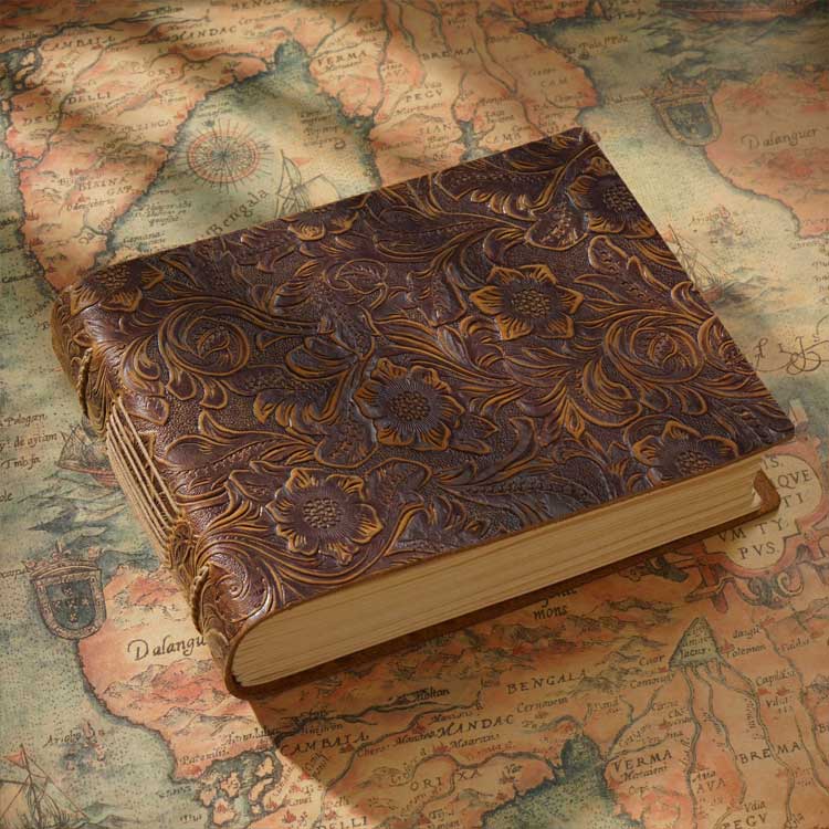 Carnet en Cuir Artisanal - Format allongé Cuir gravé