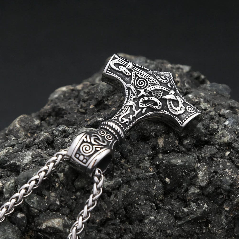 Collier marteau de Thor Runes