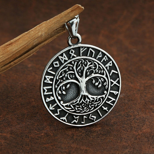 Pendentif Yggdrasil & Runes Viking